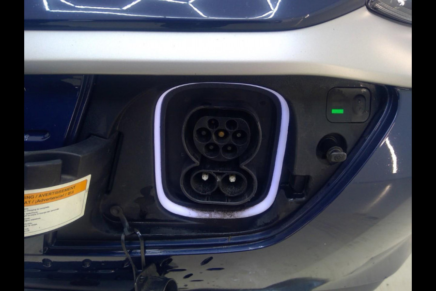 Hyundai Kona EV Fashion 64 kWh | SOH 100% | Navigatiesysteem | Parkeersensoren |