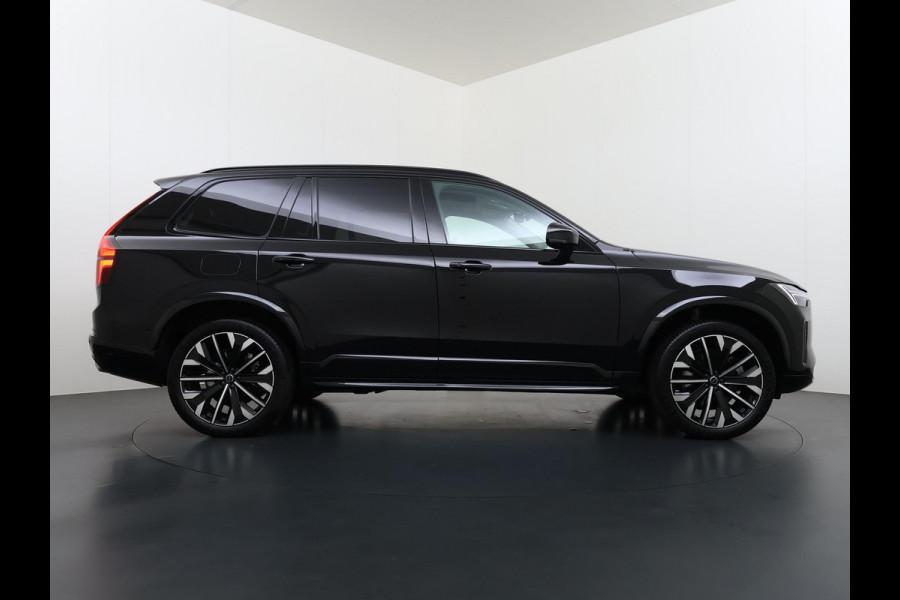 Volvo XC90 2.0 T8 Plug-in hybrid AWD Ultra Dark BOWERS & WILKINS| LUCHTVERING| STOELVENTILATIE| ELEKTRISCHE TREKHAAK| 7 PERSOONS| MASSAGESTOELEN NAPPALEDER| HEAD-UP DISPLAY| PANORAMADAK| FULL OPTIONS|