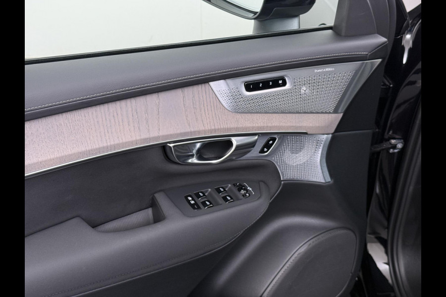 Volvo XC90 2.0 T8 Plug-in hybrid AWD Ultra Dark BOWERS & WILKINS| LUCHTVERING| STOELVENTILATIE| ELEKTRISCHE TREKHAAK| 7 PERSOONS| MASSAGESTOELEN NAPPALEDER| HEAD-UP DISPLAY| PANORAMADAK| FULL OPTIONS|