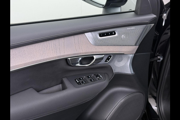 Volvo XC90 2.0 T8 Plug-in hybrid AWD Ultra Dark BOWERS & WILKINS| LUCHTVERING| STOELVENTILATIE| ELEKTRISCHE TREKHAAK| 7 PERSOONS| MASSAGESTOELEN NAPPALEDER| HEAD-UP DISPLAY| PANORAMADAK| FULL OPTIONS|
