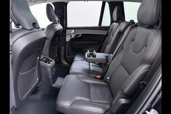 Volvo XC90 2.0 T8 Plug-in hybrid AWD Ultra Dark BOWERS & WILKINS| LUCHTVERING| STOELVENTILATIE| ELEKTRISCHE TREKHAAK| 7 PERSOONS| MASSAGESTOELEN NAPPALEDER| HEAD-UP DISPLAY| PANORAMADAK| FULL OPTIONS|
