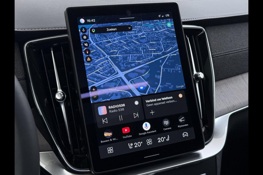 Volvo XC90 2.0 T8 Plug-in hybrid AWD Ultra Dark BOWERS & WILKINS| LUCHTVERING| STOELVENTILATIE| ELEKTRISCHE TREKHAAK| 7 PERSOONS| MASSAGESTOELEN NAPPALEDER| HEAD-UP DISPLAY| PANORAMADAK| FULL OPTIONS|