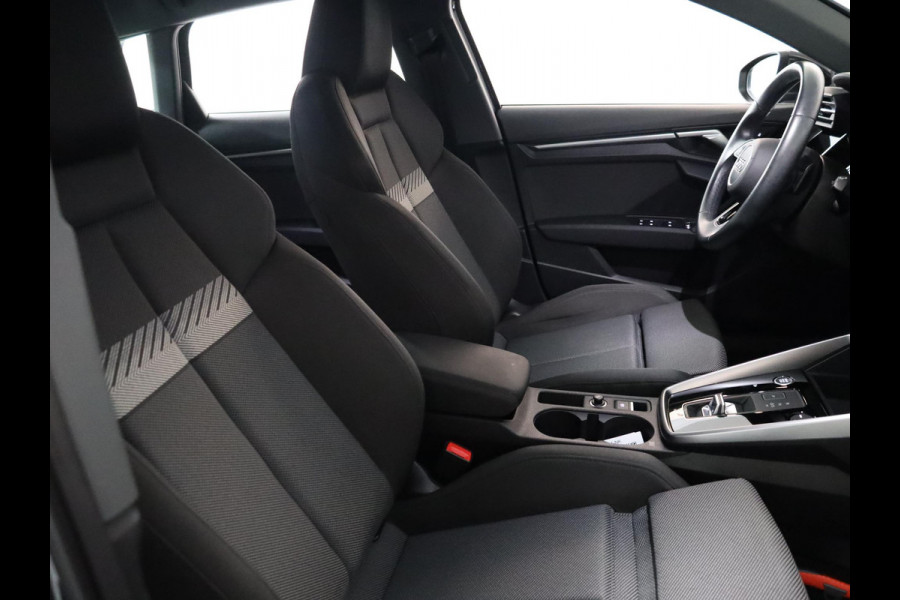 Audi A3 Sportback 30 TFSI Advanced edition 110 pk S-tronic | Navigatie | Trekhaak | Parkeersensoren achter | Cruise control | Apple Carplay/Android Auto |