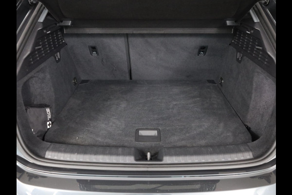 Audi A3 Sportback 30 TFSI Advanced edition 110 pk S-tronic | Navigatie | Trekhaak | Parkeersensoren achter | Cruise control | Apple Carplay/Android Auto |