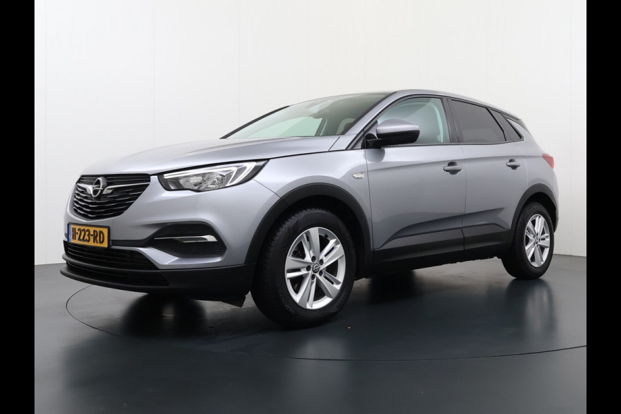 Opel Grandland X 131PK Trekhaak Navi Ecc Pdc Apple Carplay Android Auto Cruise Control Edition Lmv Licht-Regensensor Verkeersbordherkenning PrivacyGlas IntelliLink Bluetooth Origineel Nederlandse Auto 1.400KG Trekgewicht! Bij ons volledig Onderhouden
