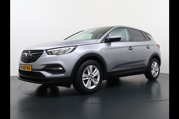 Opel Grandland X 131PK Trekhaak Navi Ecc Pdc Apple Carplay Android Auto Cruise Control Edition Lmv Licht-Regensensor Verkeersbordherkenning PrivacyGlas IntelliLink Bluetooth Origineel Nederlandse Auto 1.400KG Trekgewicht! Bij ons volledig Onderhouden