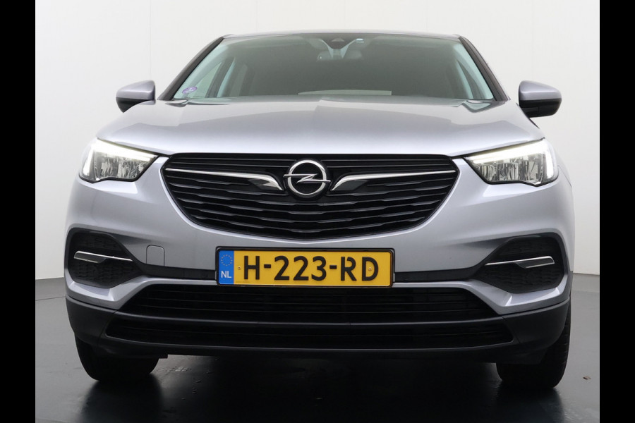 Opel Grandland X 131PK Trekhaak Navi Ecc Pdc Apple Carplay Android Auto Cruise Control Edition Lmv Licht-Regensensor Verkeersbordherkenning PrivacyGlas IntelliLink Bluetooth Origineel Nederlandse Auto 1.400KG Trekgewicht! Bij ons volledig Onderhouden
