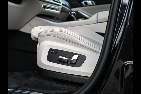 BMW X5 xDrive45e High Executive M-Sport | Panoramadak | Active Cruise | 360 Camera | HiFi | HUD | Luchtvering | Memory | Stoelverwarming | Ambiance Interieur | Trekhaak | Dealeronderhouden | BMW Laser |