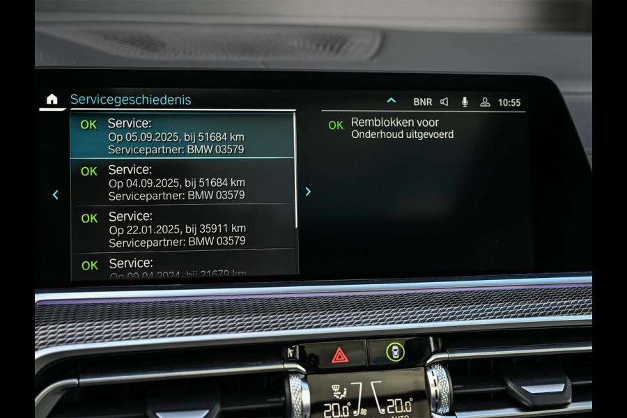 BMW X5 xDrive45e High Executive M-Sport | Panoramadak | Active Cruise | 360 Camera | HiFi | HUD | Luchtvering | Memory | Stoelverwarming | Ambiance Interieur | Trekhaak | Dealeronderhouden | BMW Laser |