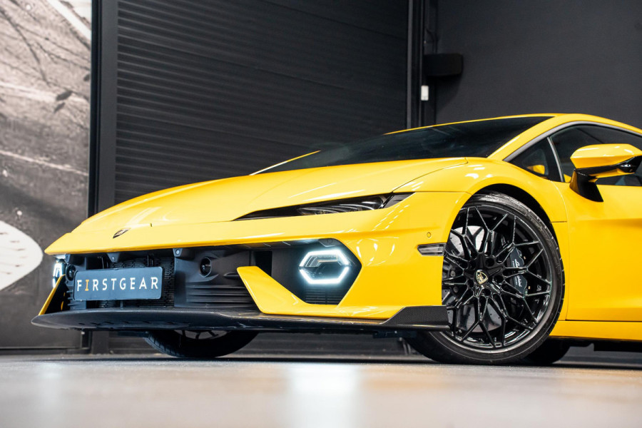 Lamborghini Temerario 4.0 V8 *Giallo Auge / Lift-systeem / Keramisch / Sonus Faber / Passagiersdisplay / Surround-view*