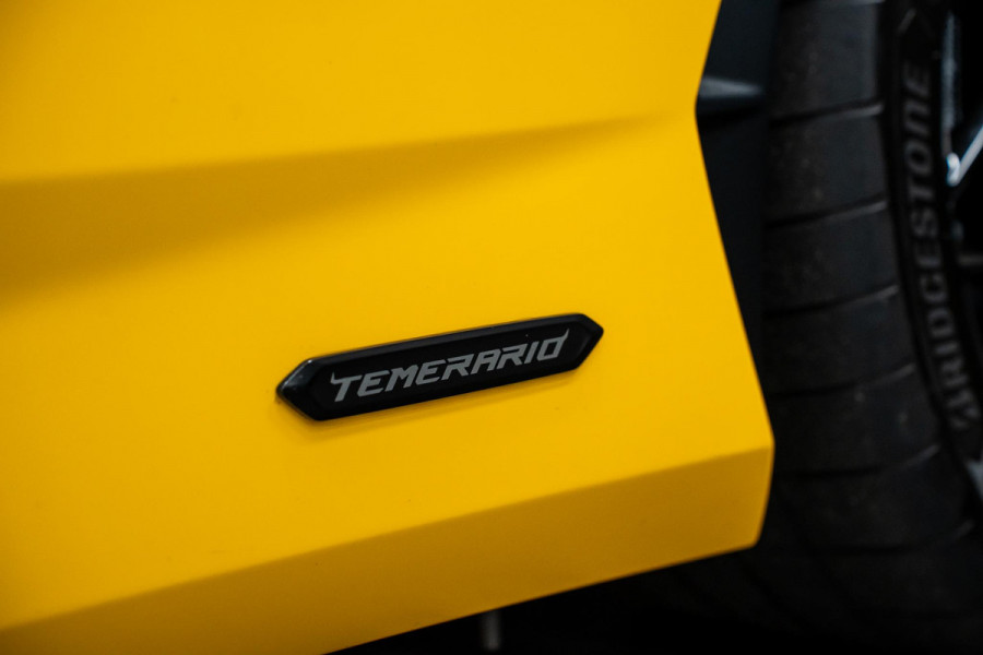 Lamborghini Temerario 4.0 V8 *Giallo Auge / Lift-systeem / Keramisch / Sonus Faber / Passagiersdisplay / Surround-view*