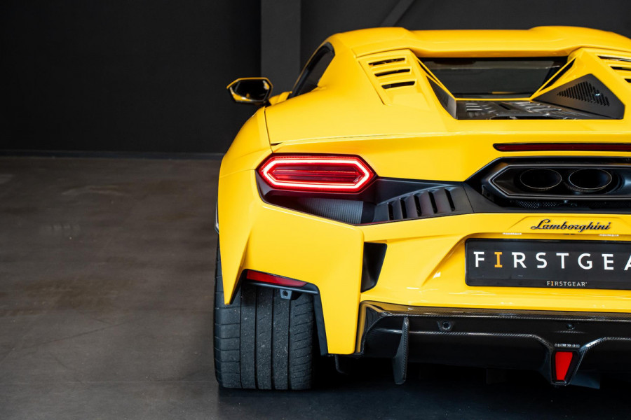 Lamborghini Temerario 4.0 V8 *Giallo Auge / Lift-systeem / Keramisch / Sonus Faber / Passagiersdisplay / Surround-view*