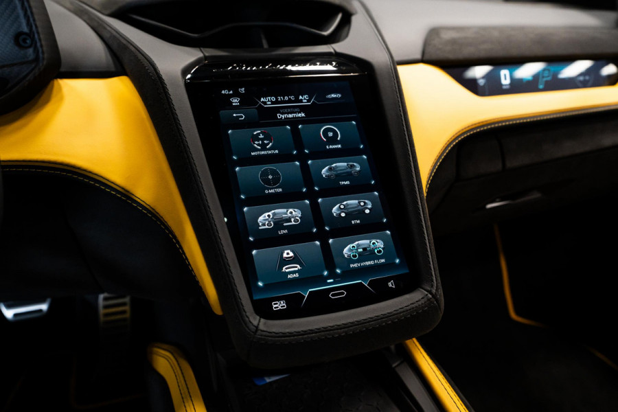 Lamborghini Temerario 4.0 V8 *Giallo Auge / Lift-systeem / Keramisch / Sonus Faber / Passagiersdisplay / Surround-view*