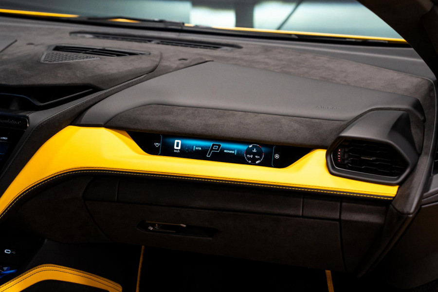 Lamborghini Temerario 4.0 V8 *Giallo Auge / Lift-systeem / Keramisch / Sonus Faber / Passagiersdisplay / Surround-view*