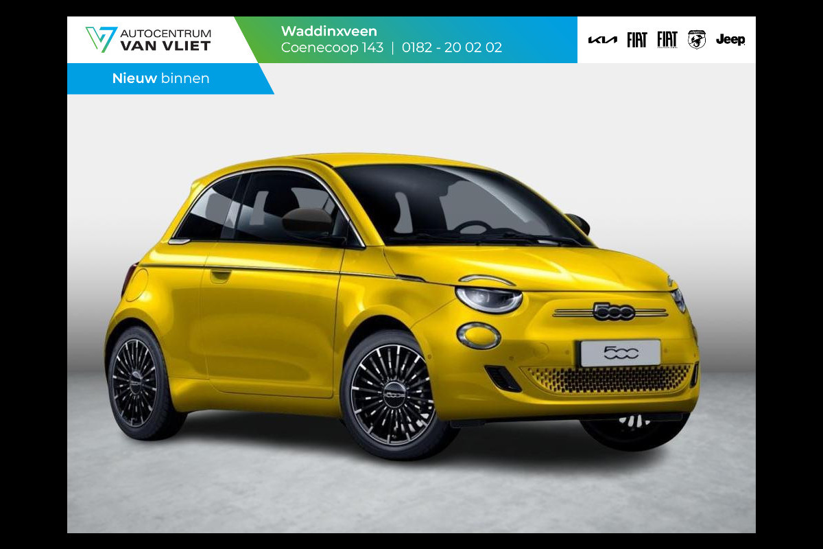Fiat 500E La Prima 42 kWh | Uit voorraad leverbaar | Panoramadak | Adapt. Cruise | Pack Top Plus | Camera | Leder | Apple Carplay