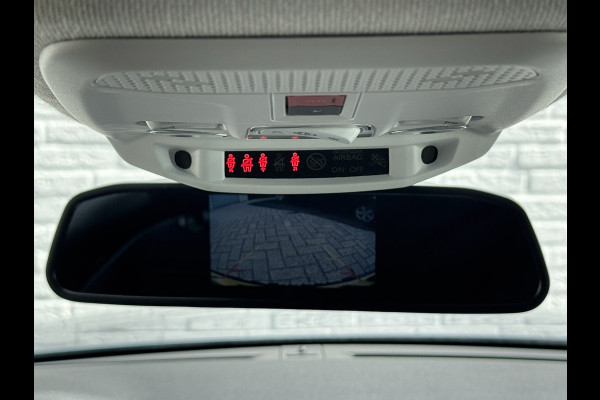 Peugeot e-208 EV Active Pack 50 kWh Camera+pdc Cruise CarPlay Dealer onderhouden