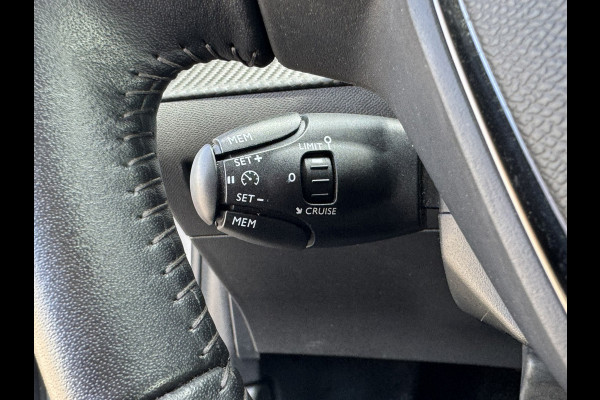 Peugeot e-208 EV Active Pack 50 kWh Camera+pdc Cruise CarPlay Dealer onderhouden