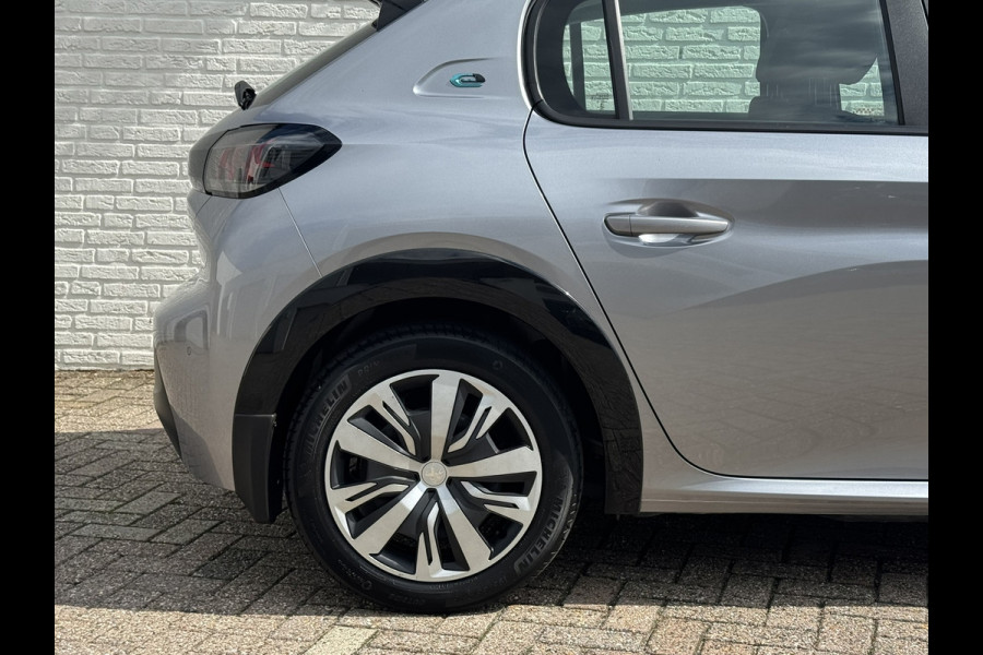 Peugeot e-208 EV Active Pack 50 kWh Camera+pdc Cruise CarPlay Dealer onderhouden