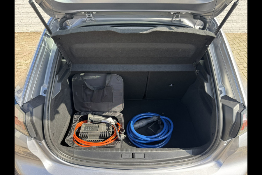 Peugeot e-208 EV Active Pack 50 kWh Camera+pdc Cruise CarPlay Dealer onderhouden