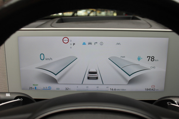 Hyundai IONIQ 5 Connect+ 73kWh / SoH 86,2% / Camera / Head-up / Leder / CarPlay / V2L / 19'' / Warmtepomp / Stoelverwarming / Dodehoek / DAB / ACC