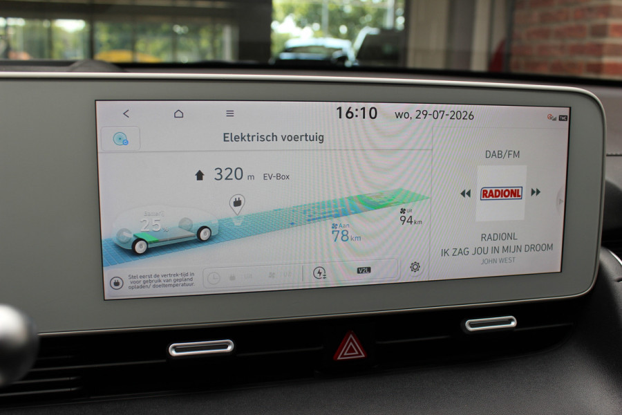 Hyundai IONIQ 5 Connect+ 73kWh / SoH 86,2% / Camera / Head-up / Leder / CarPlay / V2L / 19'' / Warmtepomp / Stoelverwarming / Dodehoek / DAB / ACC
