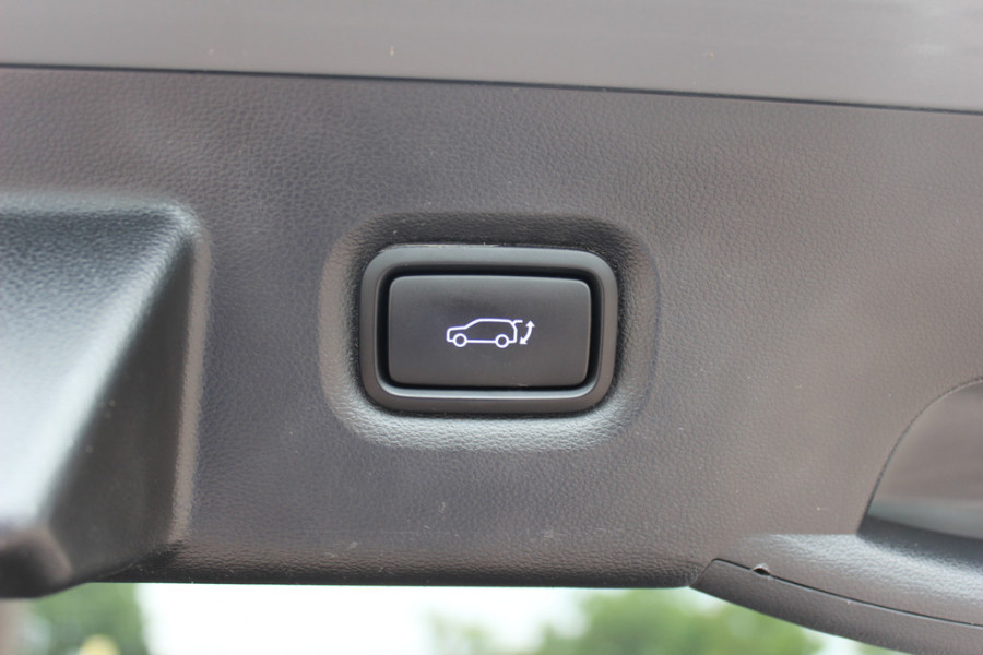 Hyundai IONIQ 5 Connect+ 73kWh / SoH 86,2% / Camera / Head-up / Leder / CarPlay / V2L / 19'' / Warmtepomp / Stoelverwarming / Dodehoek / DAB / ACC