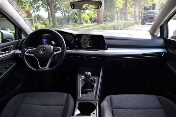 Volkswagen Golf Variant 1.0 TSI Life | Sfeerverlichting | Navi | Carplay |