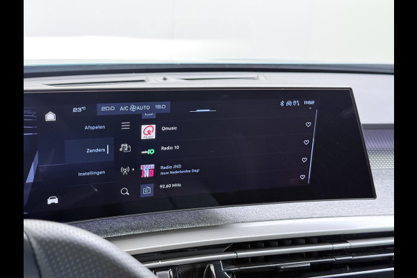 Peugeot E-3008 GT 73 kWh SOH 94% | VOOR & ACHTERSTOELEN VERWARMD | STUURVERWARMING | MEM. SEAT | STOEL MASSAGE | 360 CAMERA | DIRECT LEVERBAAR! | ADAP. CRUISE | VOLLEDIGE FABRIEKS GARANTIE TM 03-2027 |