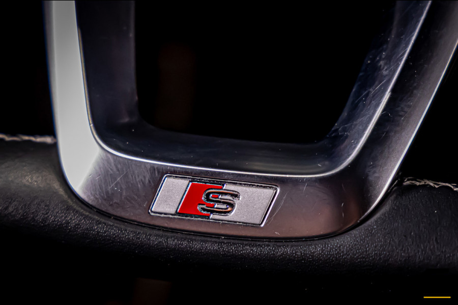 Audi Q3 45 TFSI e S edition|S-Line|1eig|Trekhaak|Cam|CarPlay