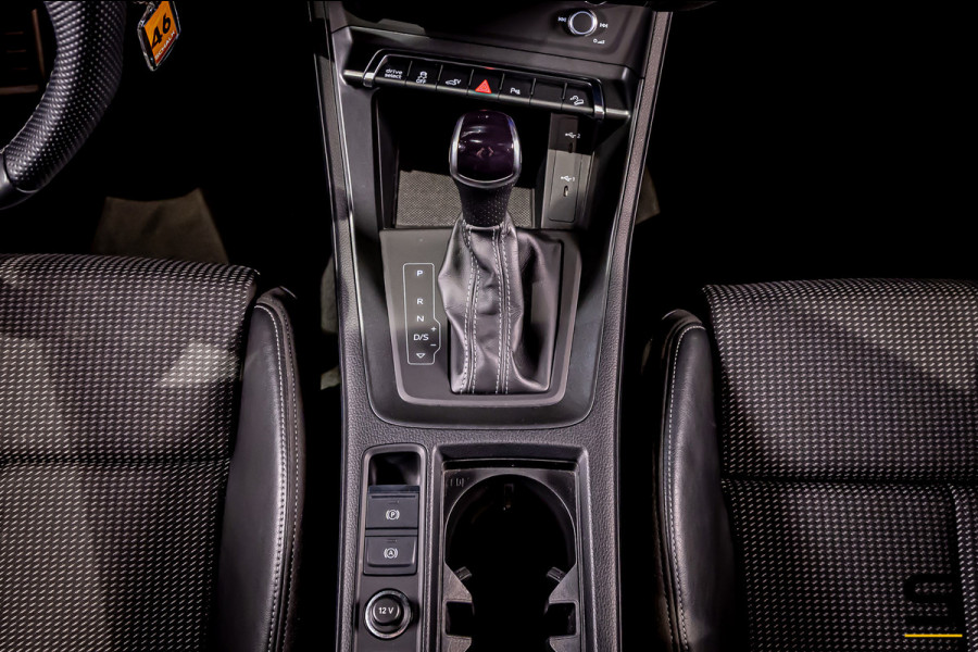 Audi Q3 45 TFSI e S edition|S-Line|1eig|Trekhaak|Cam|CarPlay