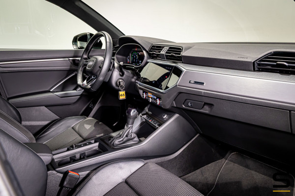 Audi Q3 45 TFSI e S edition|S-Line|1eig|Trekhaak|Cam|CarPlay