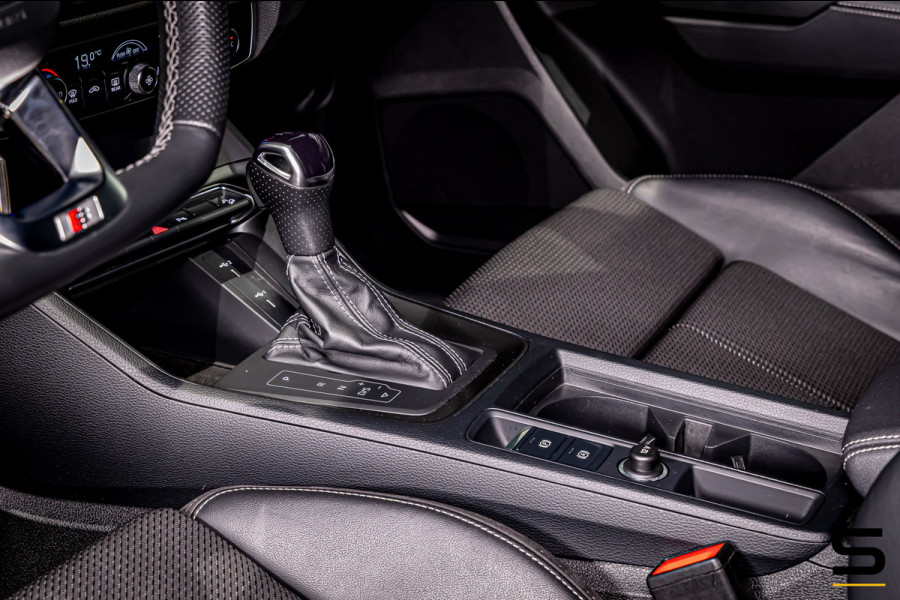 Audi Q3 45 TFSI e S edition|S-Line|1eig|Trekhaak|Cam|CarPlay