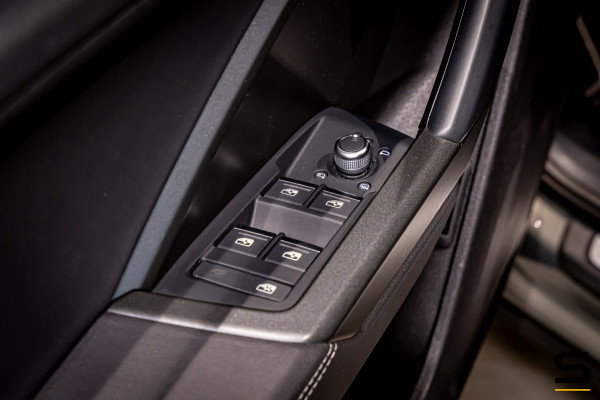 Audi Q3 45 TFSI e S edition|S-Line|1eig|Trekhaak|Cam|CarPlay