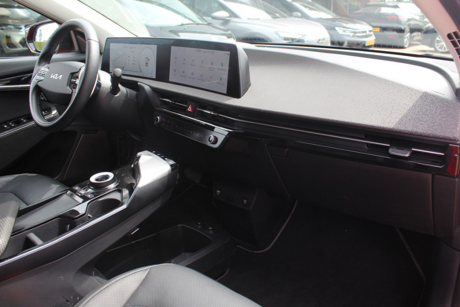 Kia Ev6 Plus AWD 77.4 kWh / SoH 90% / Trekhaak / Camera / V2L / Leder / CarPlay / 20'' / Keyless / Ventilatie+Verwarmd / Dodehoek / DAB / ACC / Warmtepomp