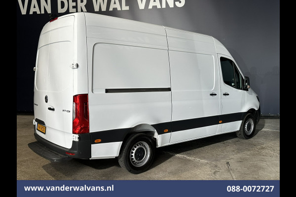 Mercedes-Benz Sprinter 317 CDI 170pk L2H2 Euro6 Airco | Camera | Apple Carplay | Cruisecontrol Android Auto, Stoelverwarming, Chauffeursstoel, Parkeersensoren, Bijrijdersbank