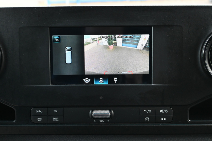 Mercedes-Benz Sprinter 317 CDI L3H2 RWD 3500 kg Trekhaak, LED, MBUX met camera en Parkeerpakket