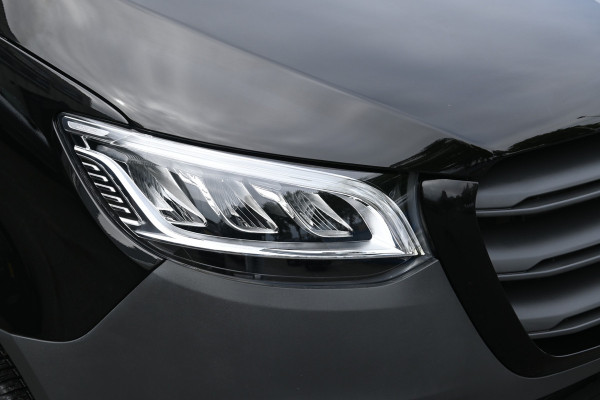 Mercedes-Benz Sprinter 317 CDI L3H2 RWD 3500 kg Trekhaak, LED, MBUX met camera en Parkeerpakket
