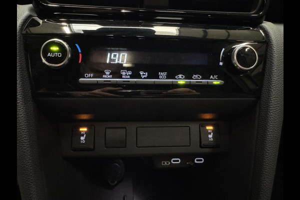 Toyota Yaris Cross 1.5 Hybrid 115 First Edition LED-BLISS-CLIMA-TREKH
