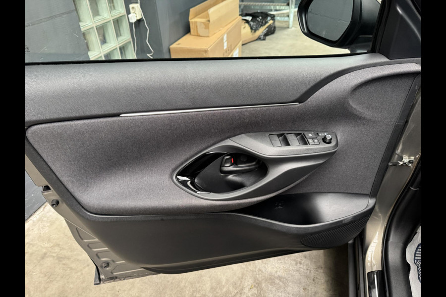 Toyota Yaris Cross 1.5 Hybrid 115 First Edition LED-BLISS-CLIMA-TREKH