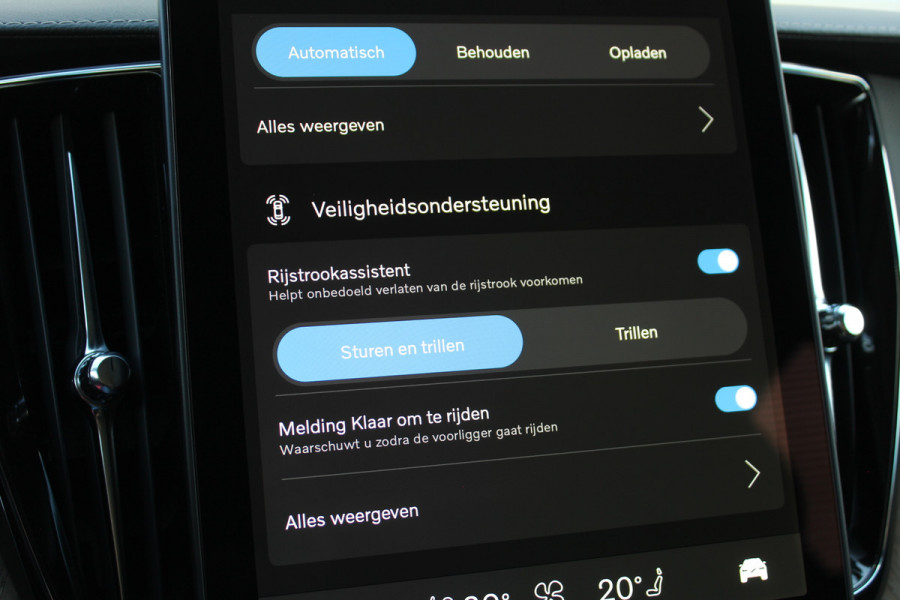 Volvo XC60 2.0 T8 Plug-in hybrid AWD Plus Dark | Facelift | Panoramadak | Massage | Bowers & Wilkins | Luchtvering