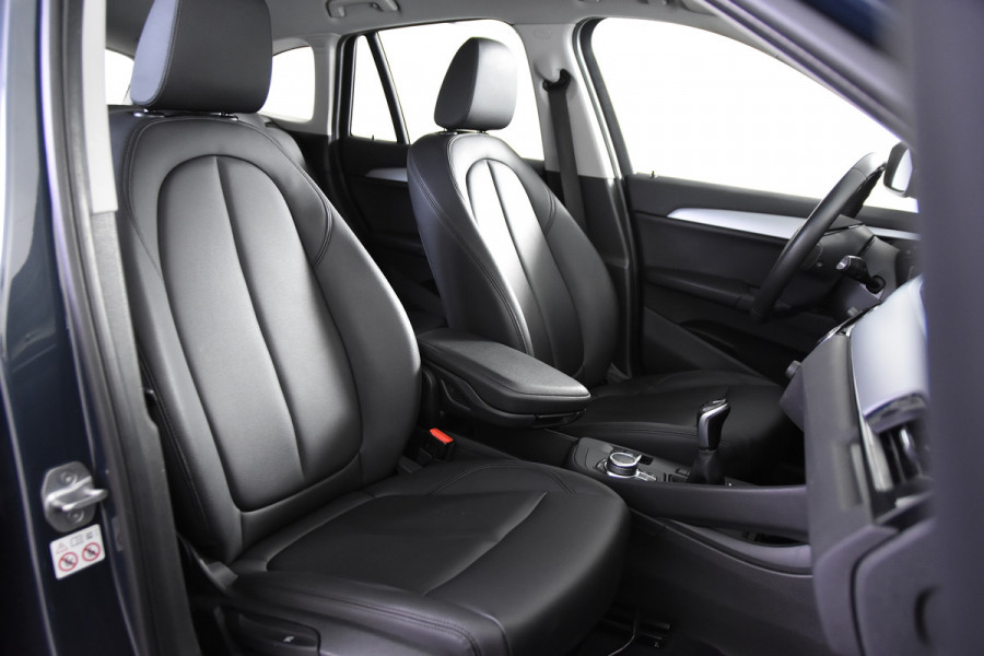 BMW X1 sDrive18i *1ste Eigenaar*Leer*Navigatie*Trekhaak*Carplay*
