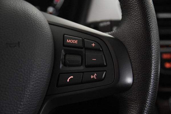 BMW X1 sDrive18i *1ste Eigenaar*Leer*Navigatie*Trekhaak*Carplay*
