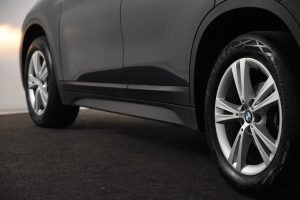 BMW X1 sDrive18i *1ste Eigenaar*Leer*Navigatie*Trekhaak*Carplay*