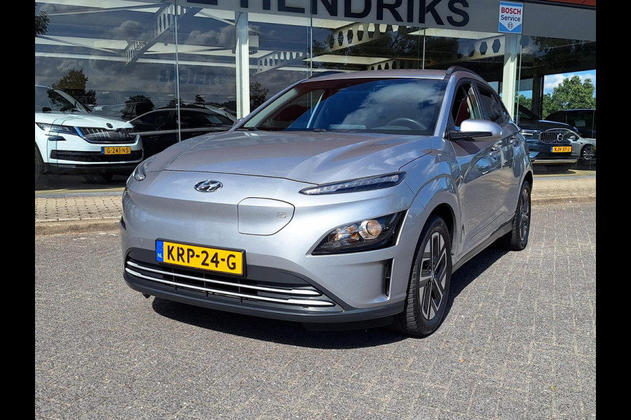 Hyundai Kona EV Comfort Smart 64 kWh | SOH: 97,3% | 3 Fase | Warmtepomp | Climate | Stoel-verwarming | Camera | CC |