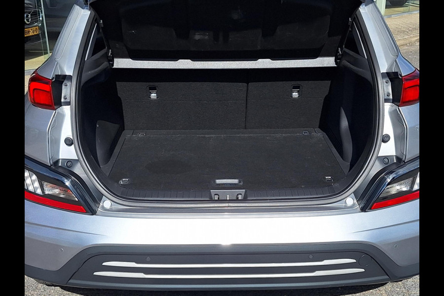 Hyundai Kona EV Comfort Smart 64 kWh | SOH: 97,3% | 3 Fase | Warmtepomp | Climate | Stoel-verwarming | Camera | CC |