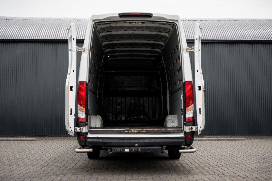 Iveco Daily 35S14V 2.3 L4H2 | Automaat | 3.5T Trekgewicht | Climate | Cruise | Euro 6