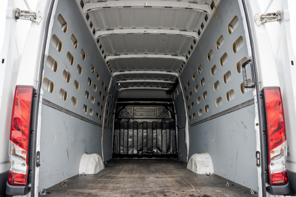 Iveco Daily 35S14V 2.3 L4H2 | Automaat | 3.5T Trekgewicht | Climate | Cruise | Euro 6