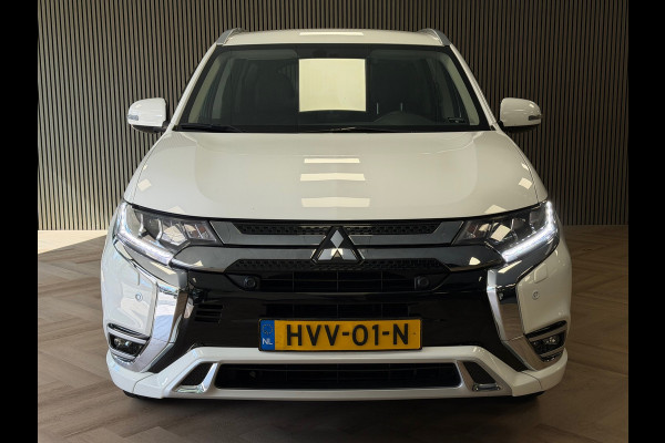 Mitsubishi Outlander 2.4 PHEV AUT. PLUG-IN CAMERA NAVIGATIE STOELVERWARMING PDC KEYLESS-GO CRUISE
