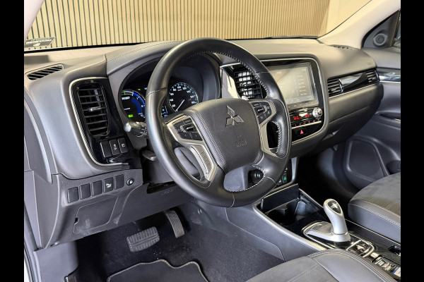 Mitsubishi Outlander 2.4 PHEV AUT. PLUG-IN CAMERA NAVIGATIE STOELVERWARMING PDC KEYLESS-GO CRUISE