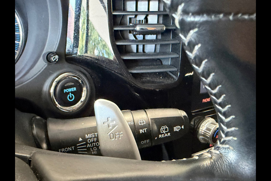 Mitsubishi Outlander 2.4 PHEV AUT. PLUG-IN CAMERA NAVIGATIE STOELVERWARMING PDC KEYLESS-GO CRUISE